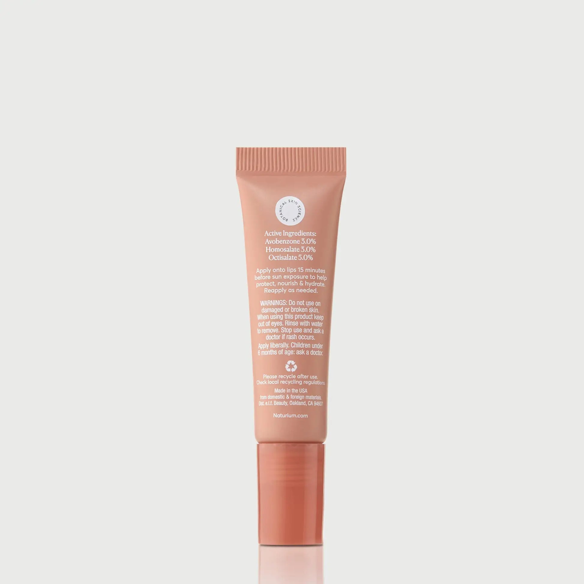 phyto-glow-lip-balm-spf-45-getaway-a2 NATR-10126_PhytoGlow_SPF_Getaway_primary_capon_back_bonebkgd_1.webp