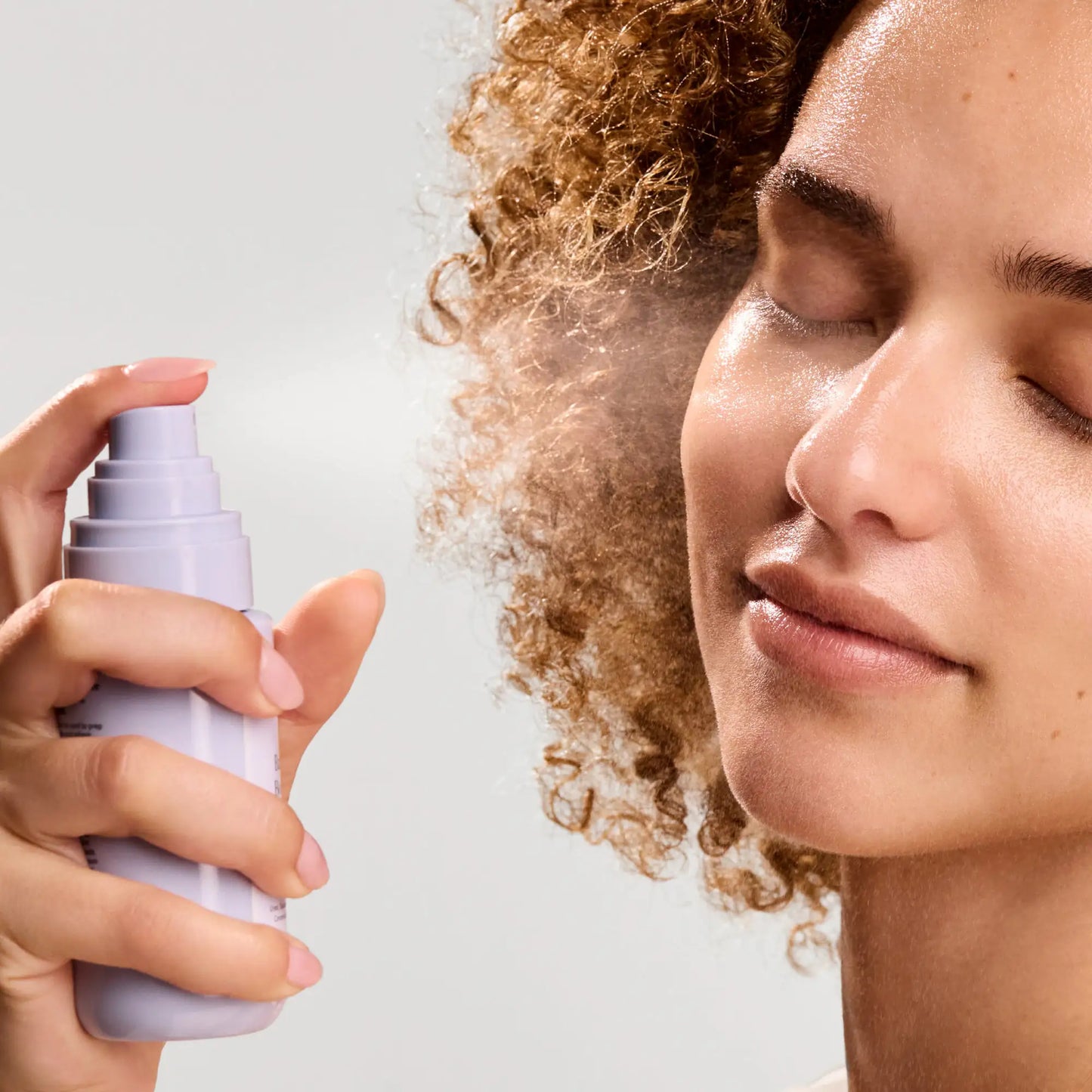 barrier-bounce-bi-phase-mist-a7 NATR-10167-Alt-Images-Barrier-Bounce-Bi-Phase-Toner-Mist_06.webp