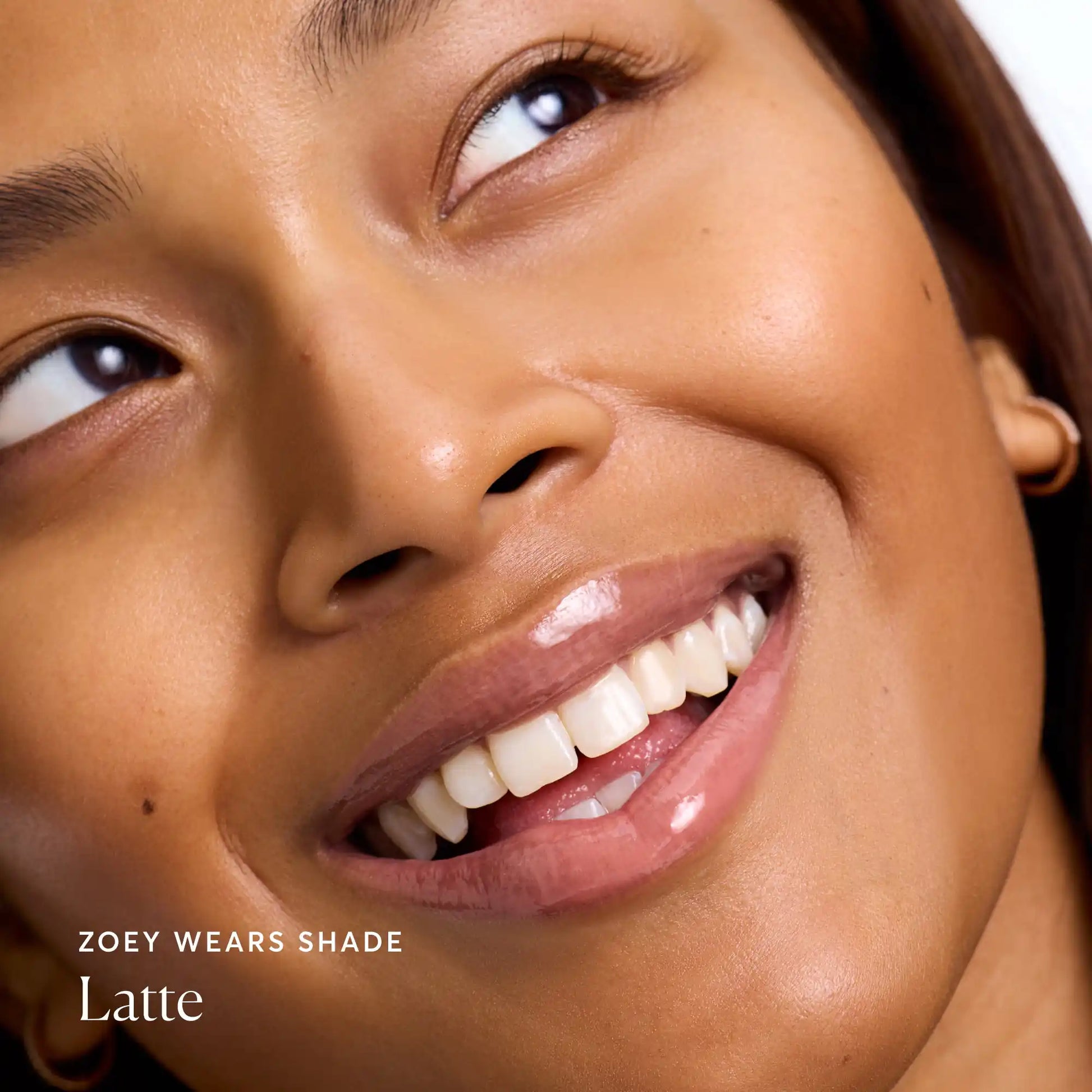 phyto-glow-lip-balm-latte-z5 NATR-60110-Alt-Images-Phyto-Glow-Lip-Balm-Latte-04.webp