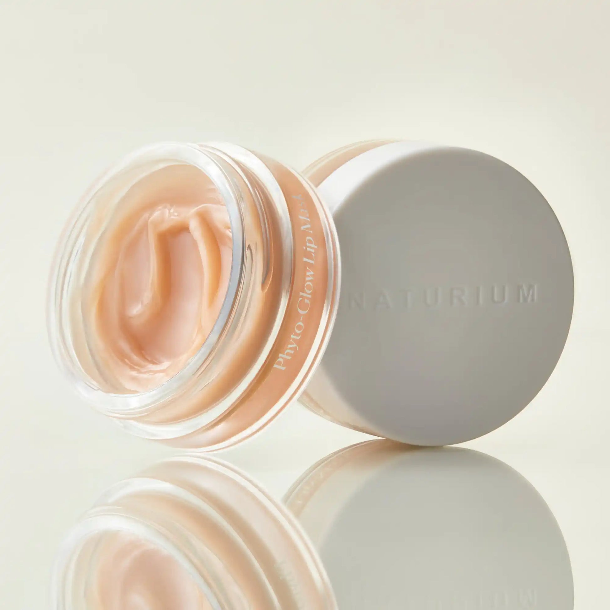 phyto-glow-lip-mask-y1 phyto-lipmask_0607-crop.webp