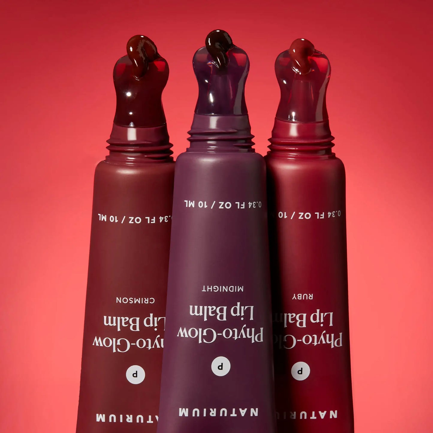 phyto-glow-lip-balm-crimson-w0 phytoglow-moody_6357-crop_1_e73a7054-8061-4f72-8a58-c0111f6fcffa.webp