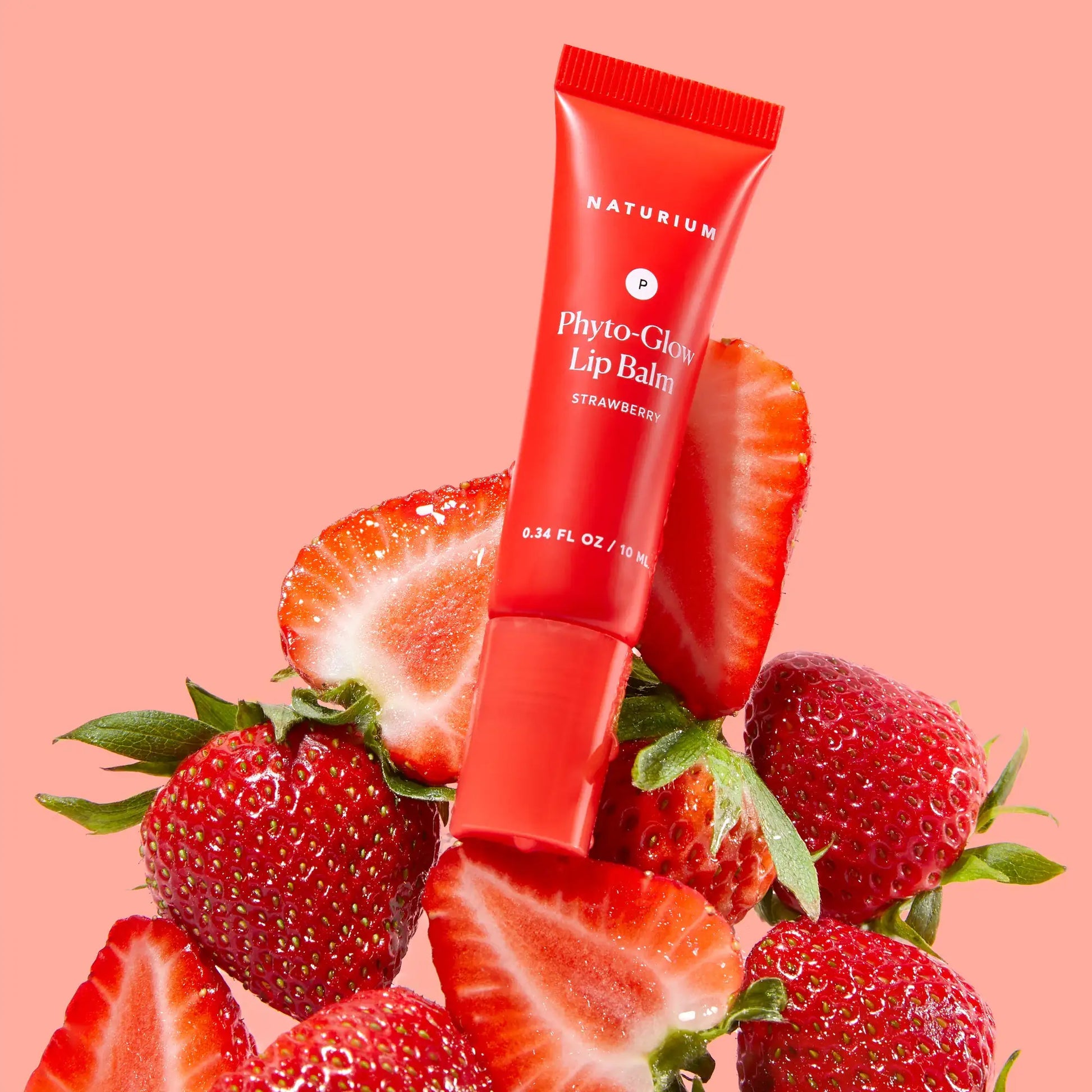 phyto-glow-lip-balm-strawberry-h0 phytoglow_0321-crop.webp